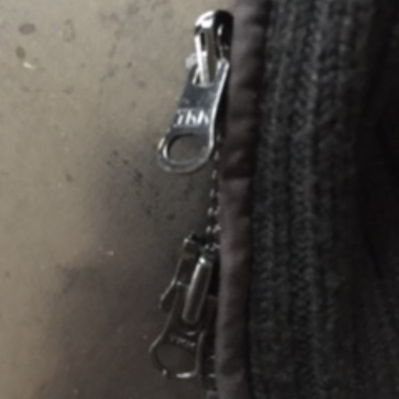 DKNY Heavy Rib Black Cardigan Sweater - Picture 5 of 6